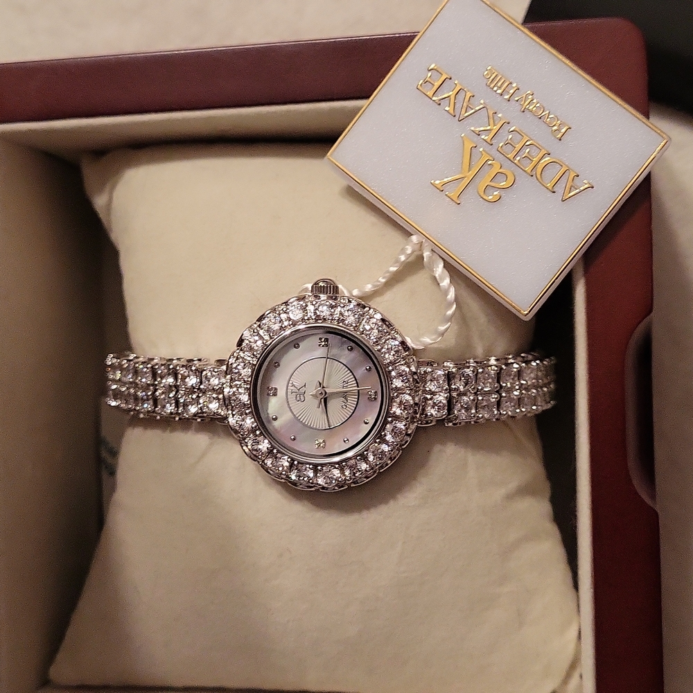 Adee Kaye Watch - Picture 3 of 5